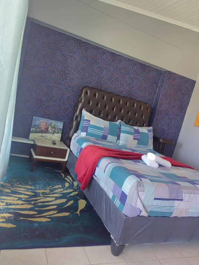 Gardenia Guesthouse เคปทาวน์ ภายนอก รูปภาพ